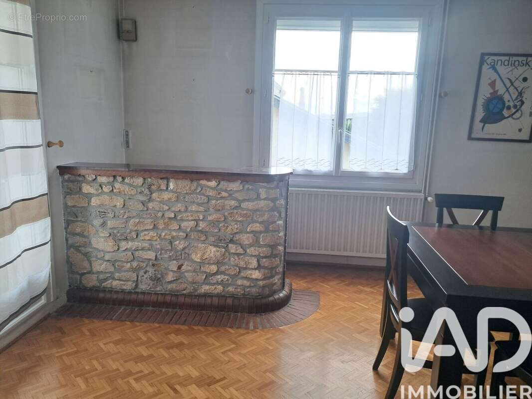 Photo 4 - Maison à FLEURY-LES-AUBRAIS