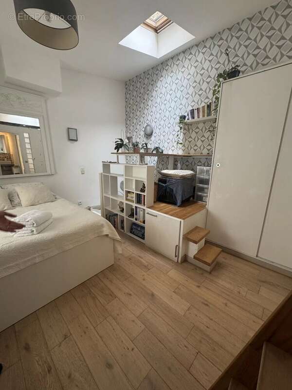 Appartement à PARIS-20E
