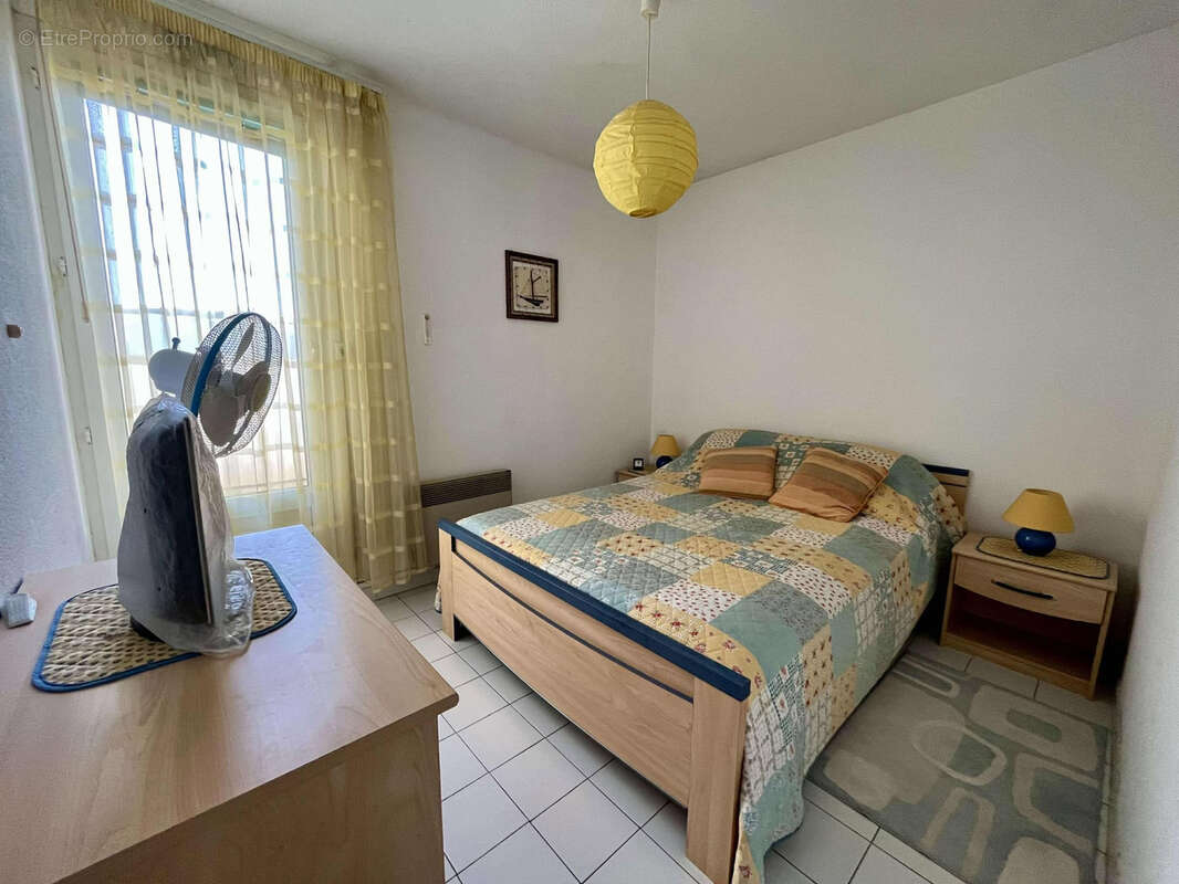 Appartement T3 de 49m2 au 3ème et dernier étage avec box fermé - GRAU DU ROI - photo 7