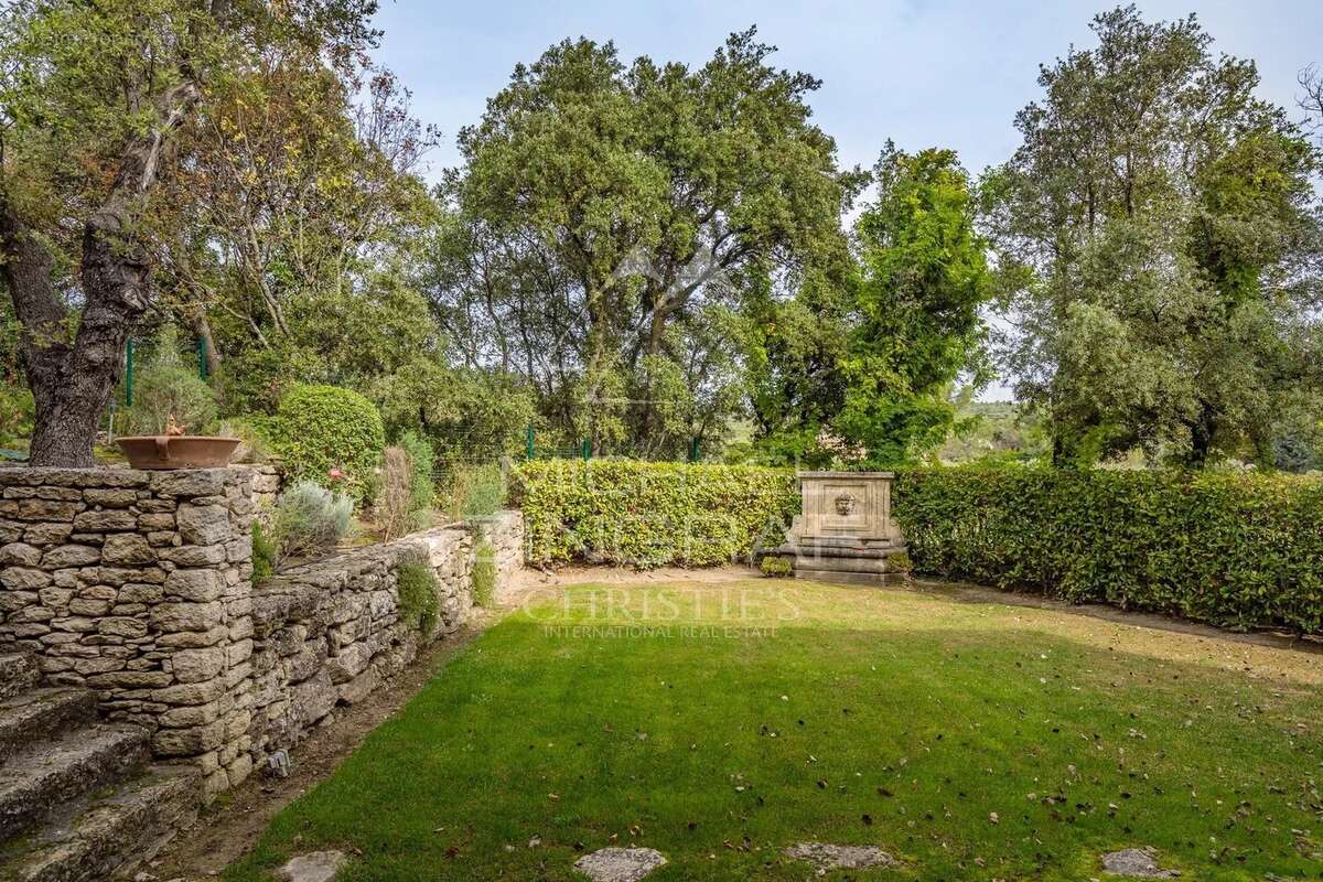Maison à GORDES