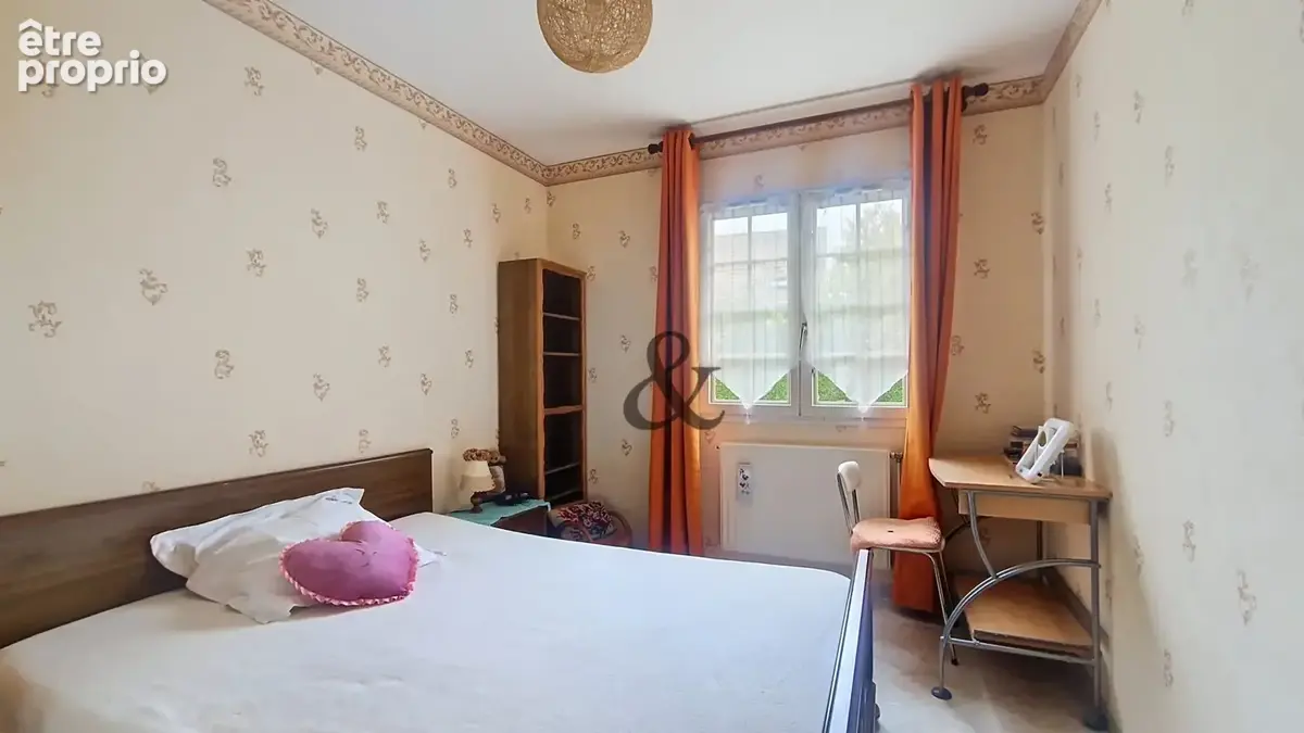Maison 5 pièces 113 m² à vendre à Blois (41000) - photo 4