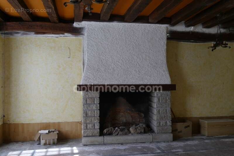 Maison à CHENERAILLES