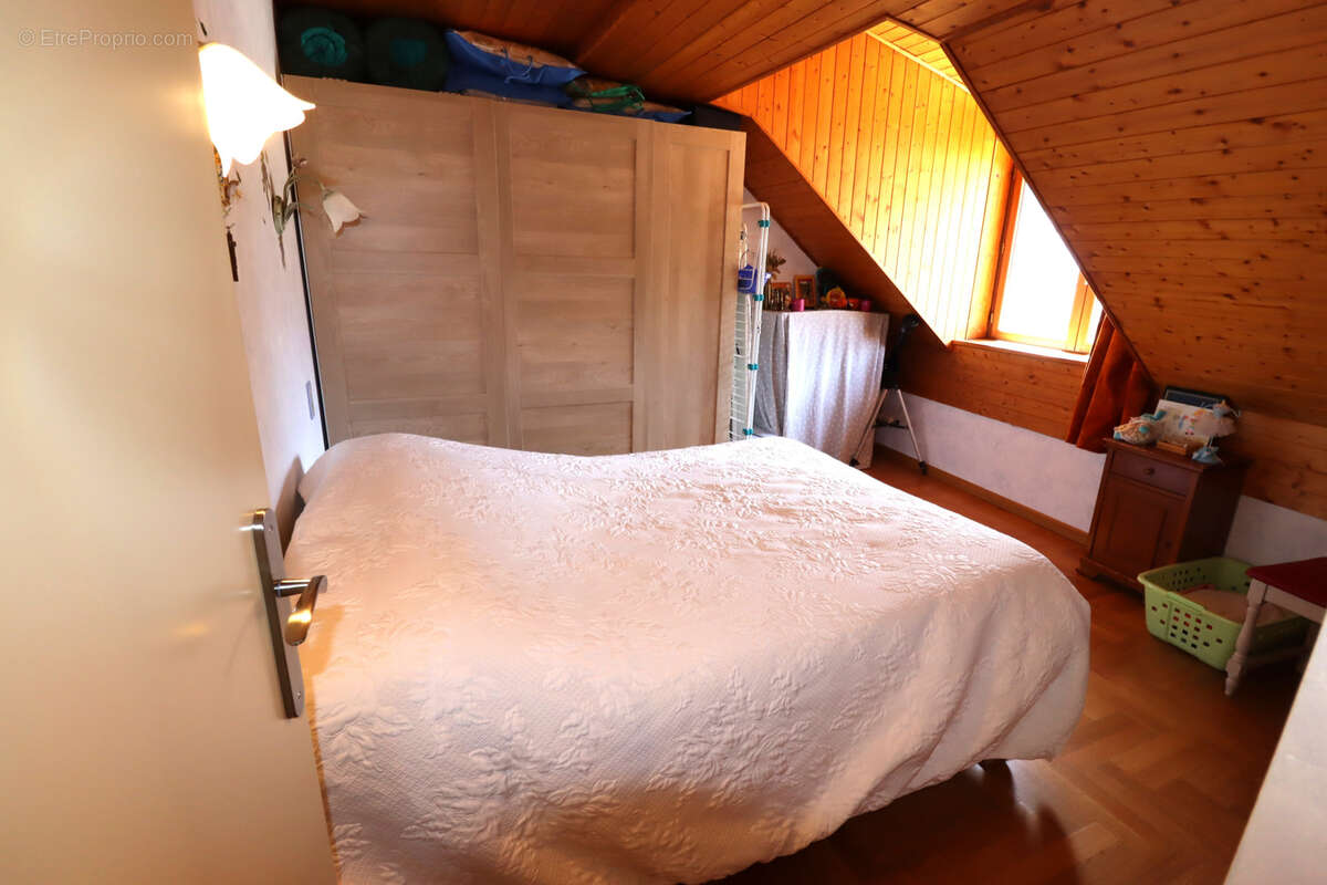 Appartement 3 chambres  au cœur des remparts - photo 11