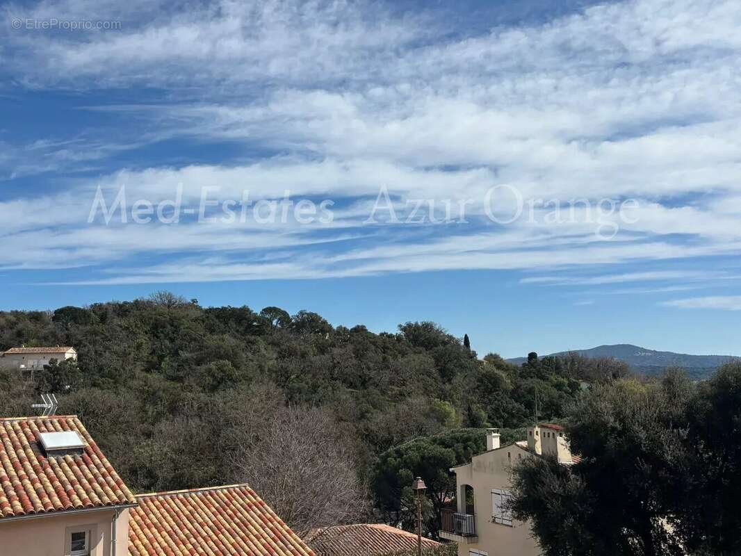 Appartement à GRIMAUD