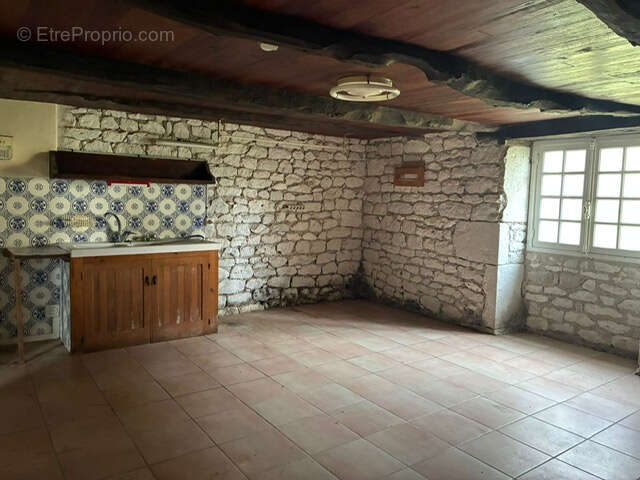 Maison à BAGAT-EN-QUERCY