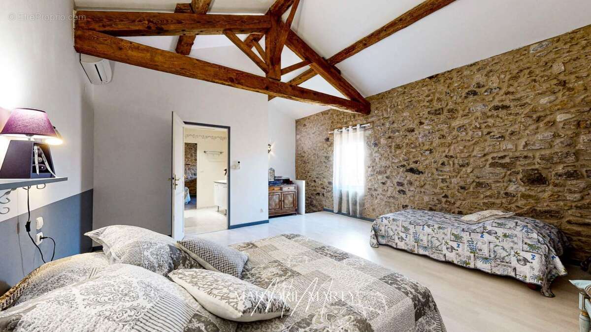 Maison à LEZIGNAN-CORBIERES