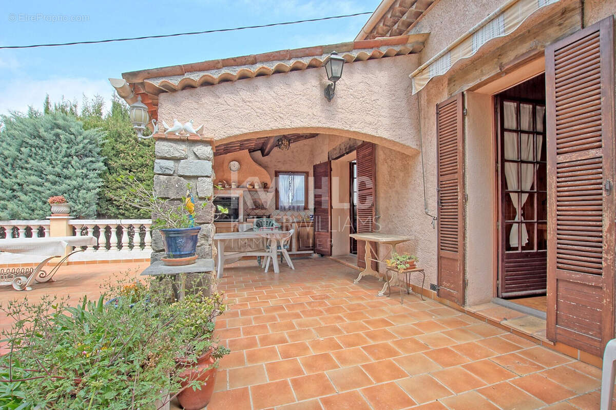 Maison 93 m² à Le Cannet  - photo 2