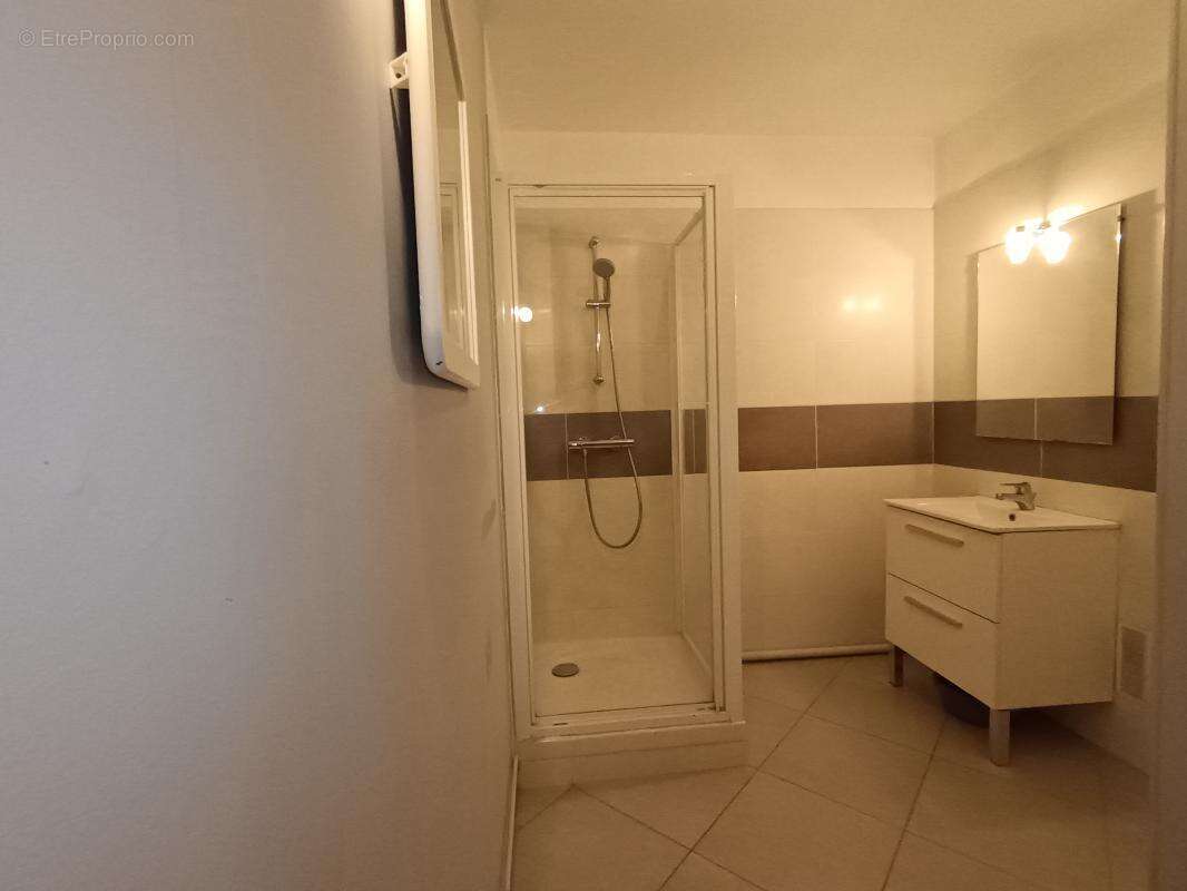 Appartement à IVRY-SUR-SEINE