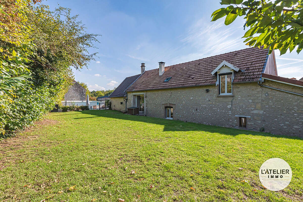 Maison à FAVEROLLES-ET-COEMY