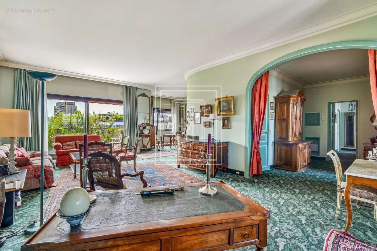 Appartement à BOULOGNE-BILLANCOURT