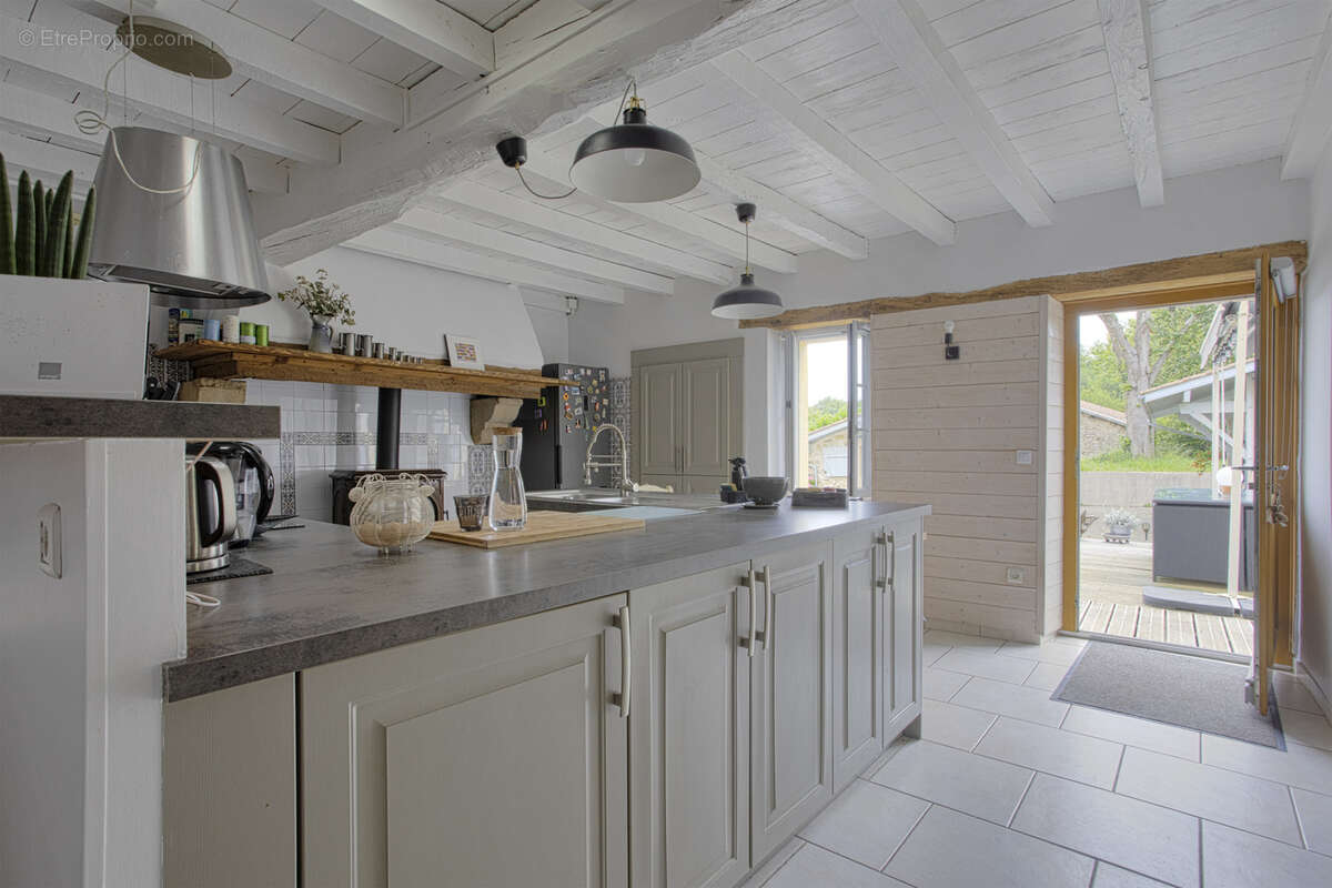 Authentique Maison de Caractère Rénovée - photo 4