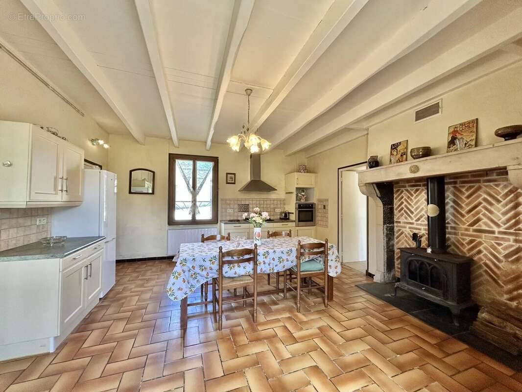 Appartement à CIVRAY