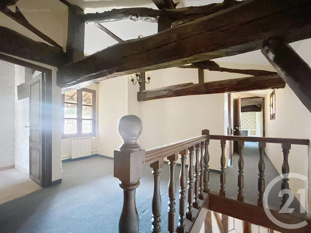 Maison à SAINT-AMAND-SUR-FION