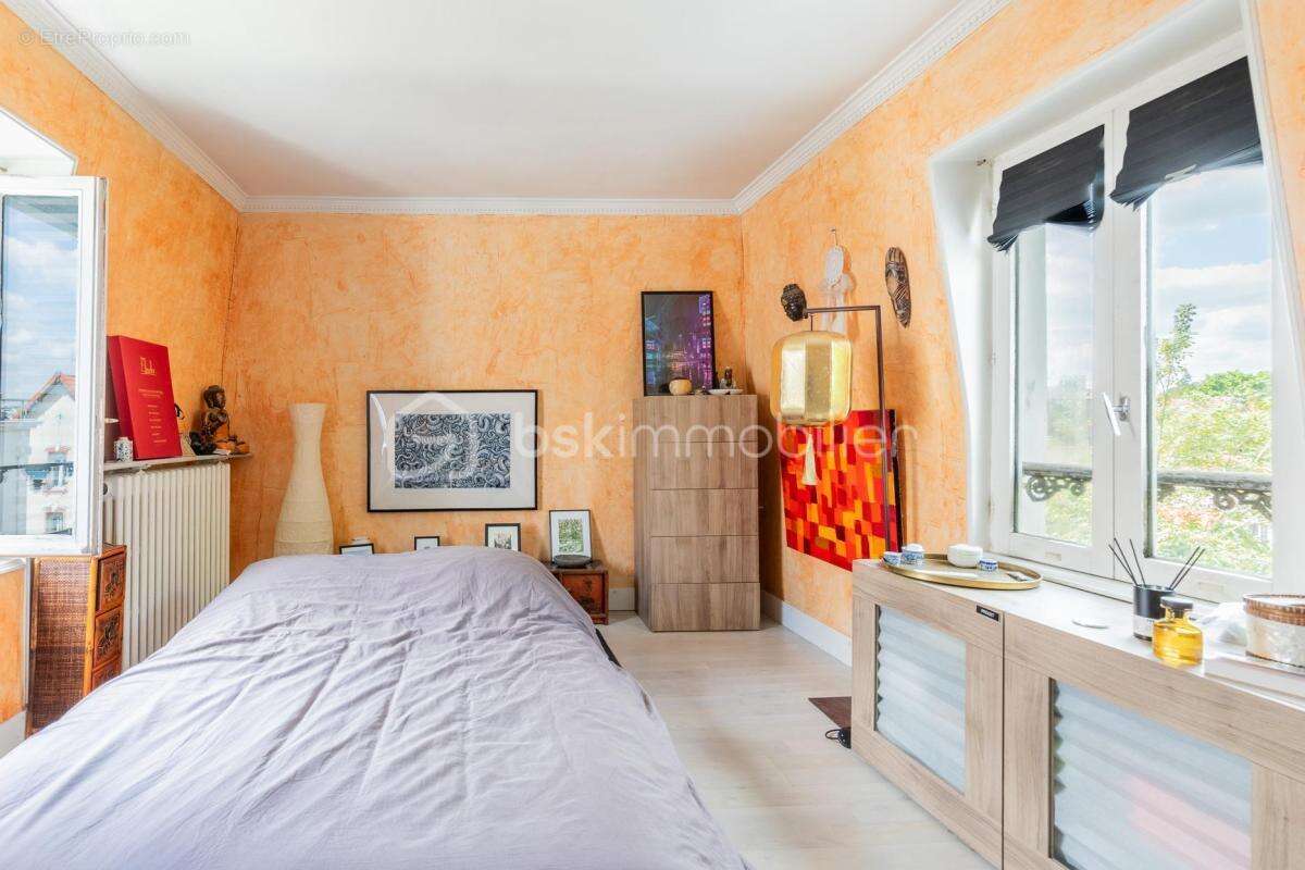 Maison familiale de 162 m² avec véranda et grand jardin – Quartier résidentiel recherché - photo 11