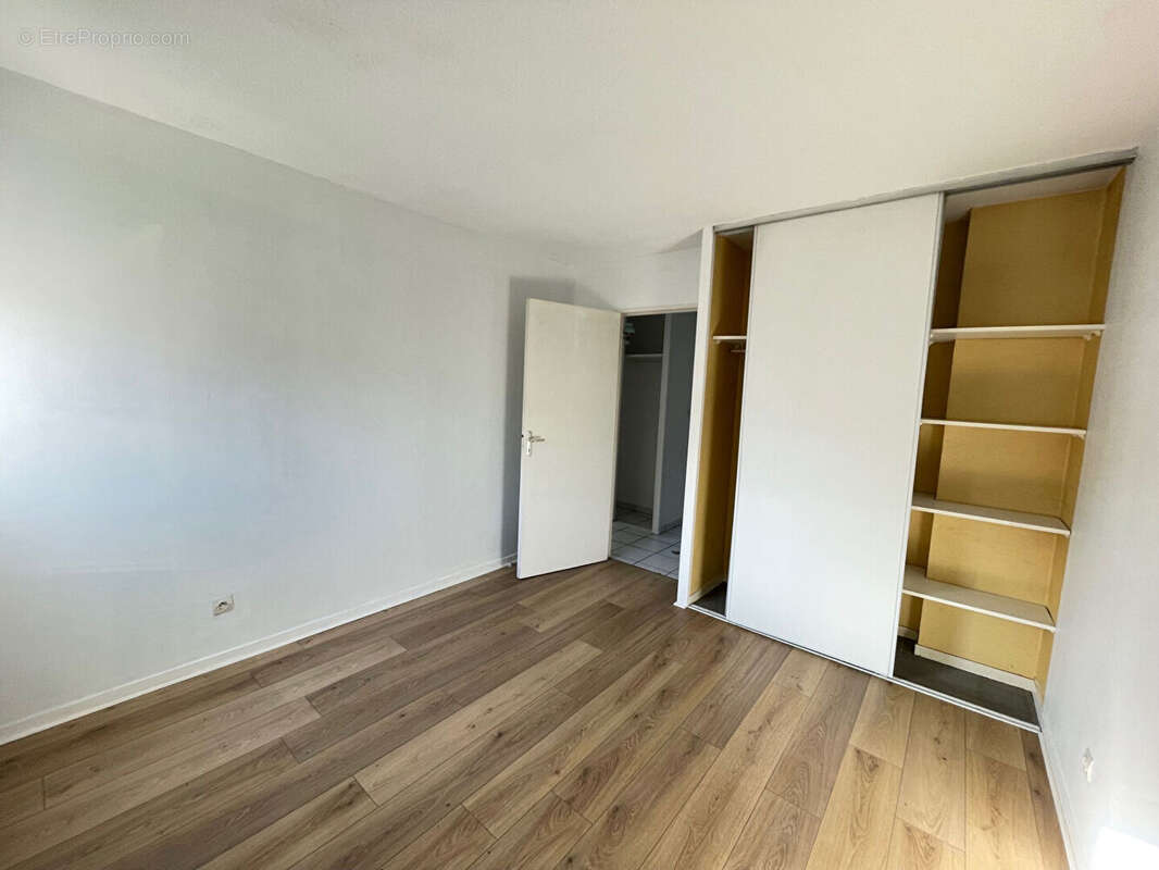 Appartement à VILLENAVE-D&#039;ORNON