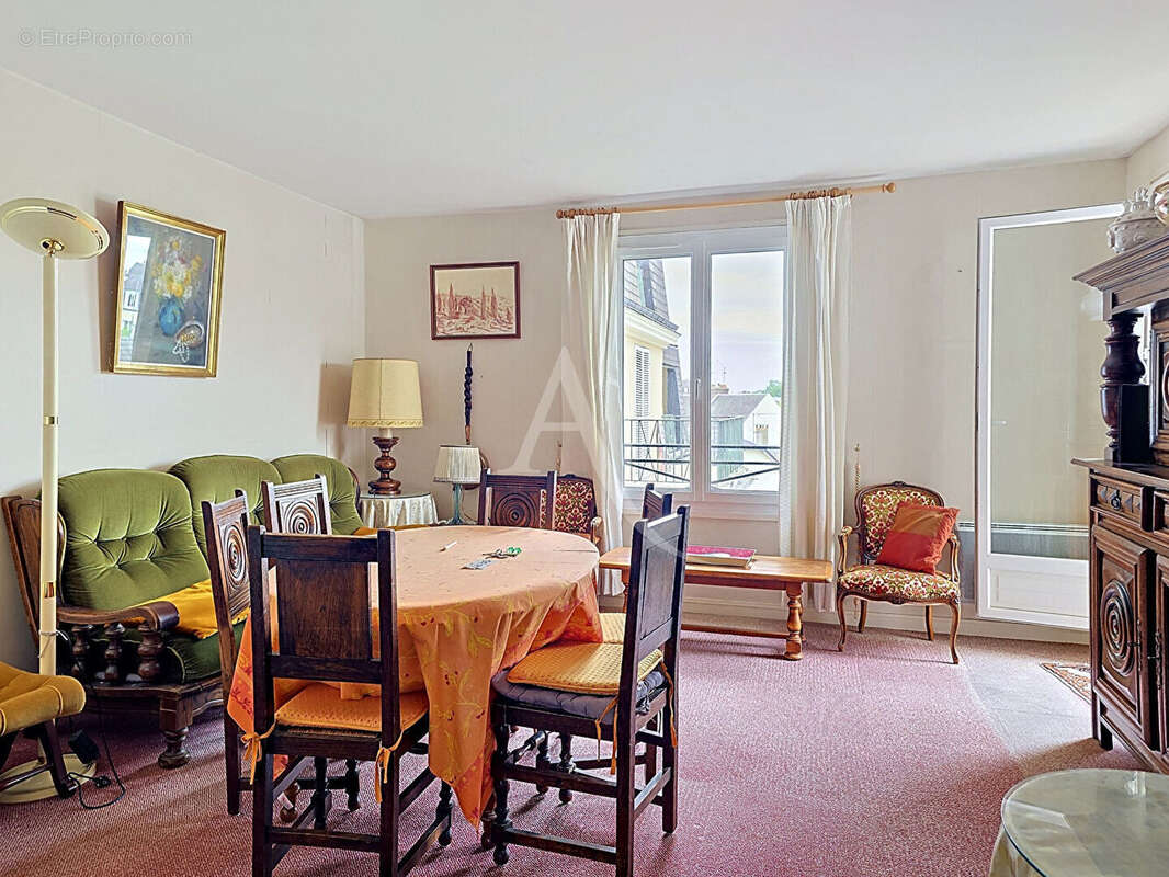 Appartement à MANTES-LA-JOLIE