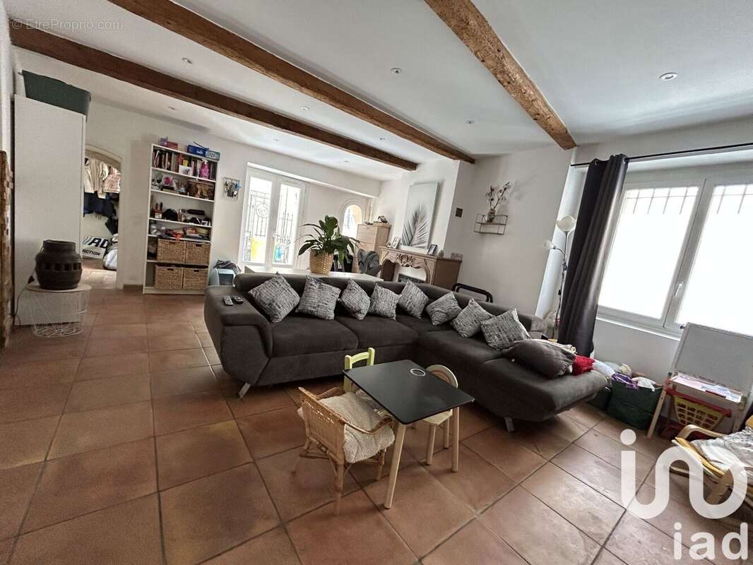 Photo 2 - Appartement à MORIERES-LES-AVIGNON