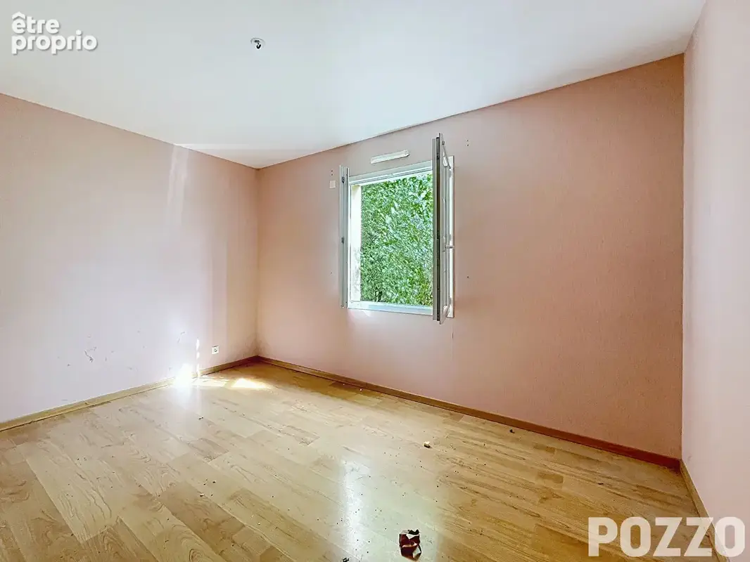 Maison - plain-pied - 6 pièces - 120 m² - 3 chambres - garage - jardin - Marigny Le Lozon - photo 5