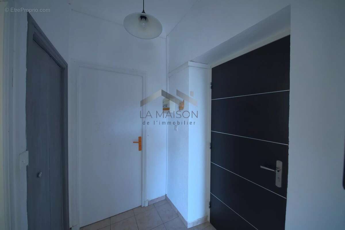 Appartement T1 centre village - photo 3