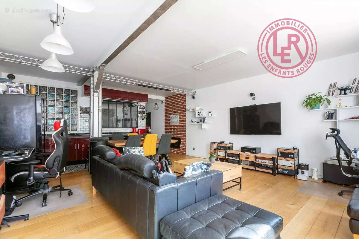 Appartement à PARIS-11E