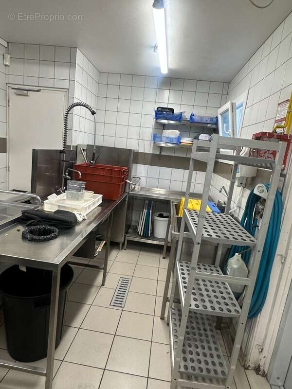 Commerce à AIGUEBELETTE-LE-LAC