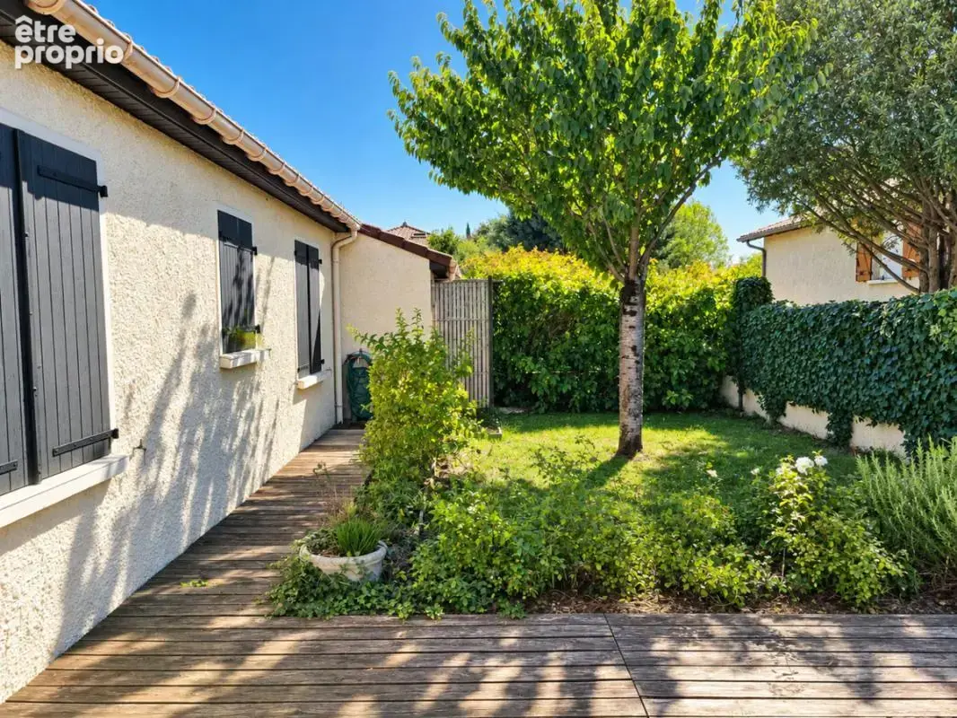 Maison avec Studio indépendant - Saint-Priest - photo 11