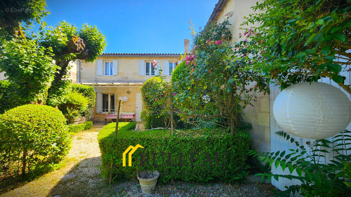 Maison à CUBNEZAIS