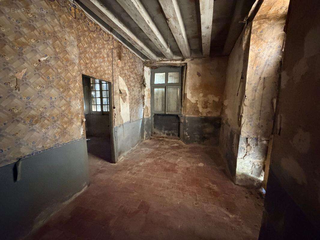 Appartement à CERILLY