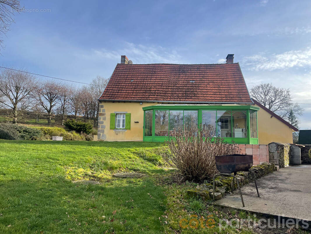 Maison à SAINT-ELOY-D'ALLIER