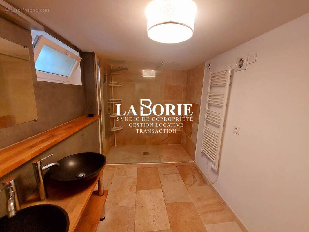 Maison 198 m² à Sorgues  - photo 5