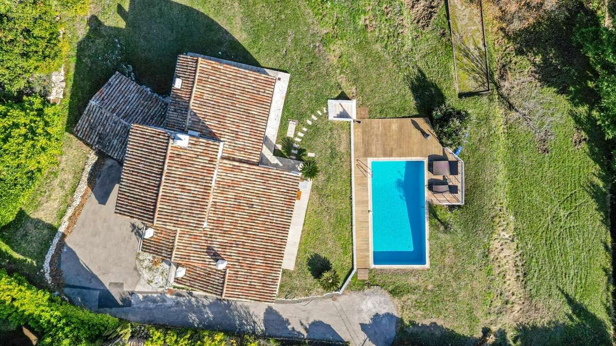 Maison à TOURRETTES-SUR-LOUP