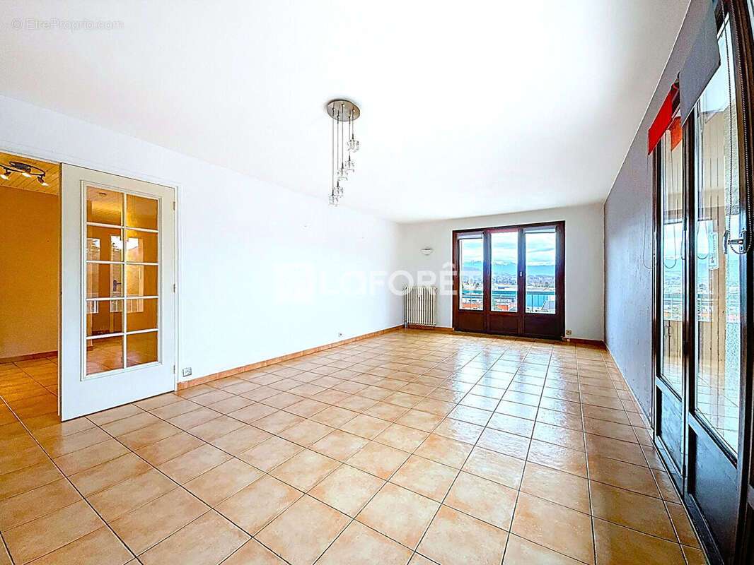 Appartement à LA RAVOIRE