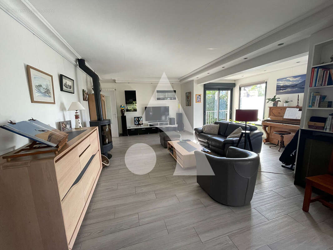 Maison à SUCY-EN-BRIE