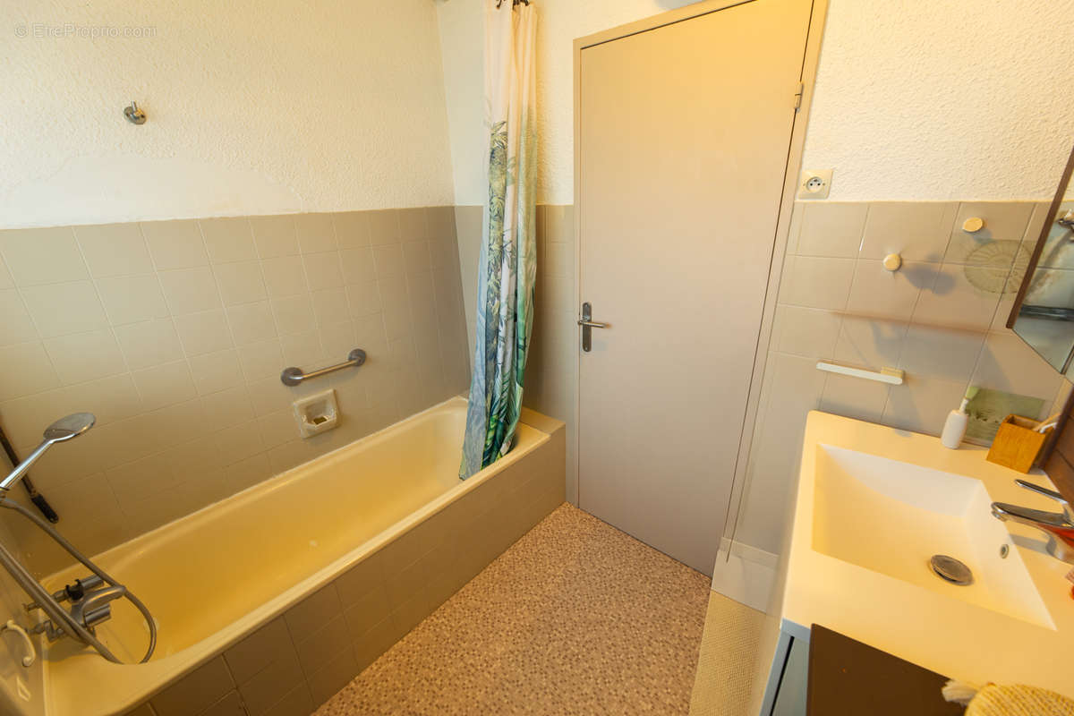 Appartement à MANDELIEU-LA-NAPOULE