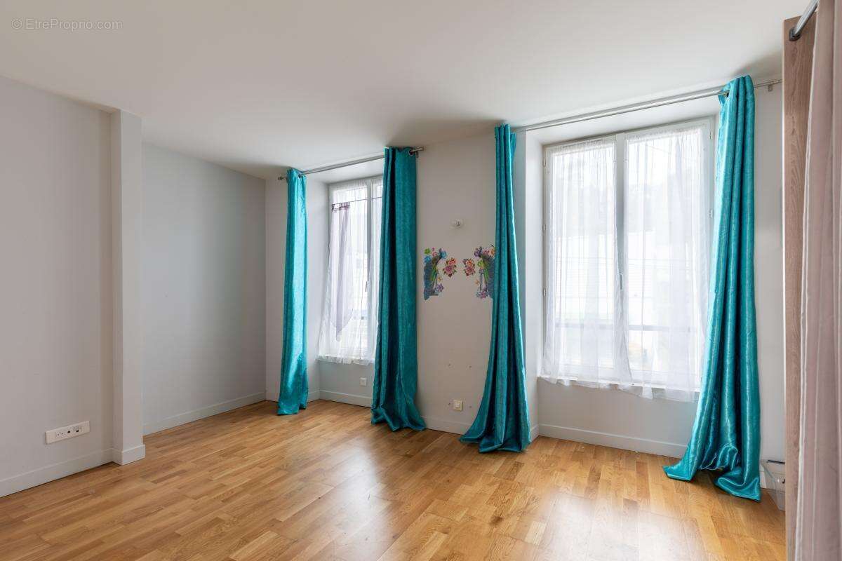 Maison à MEULAN