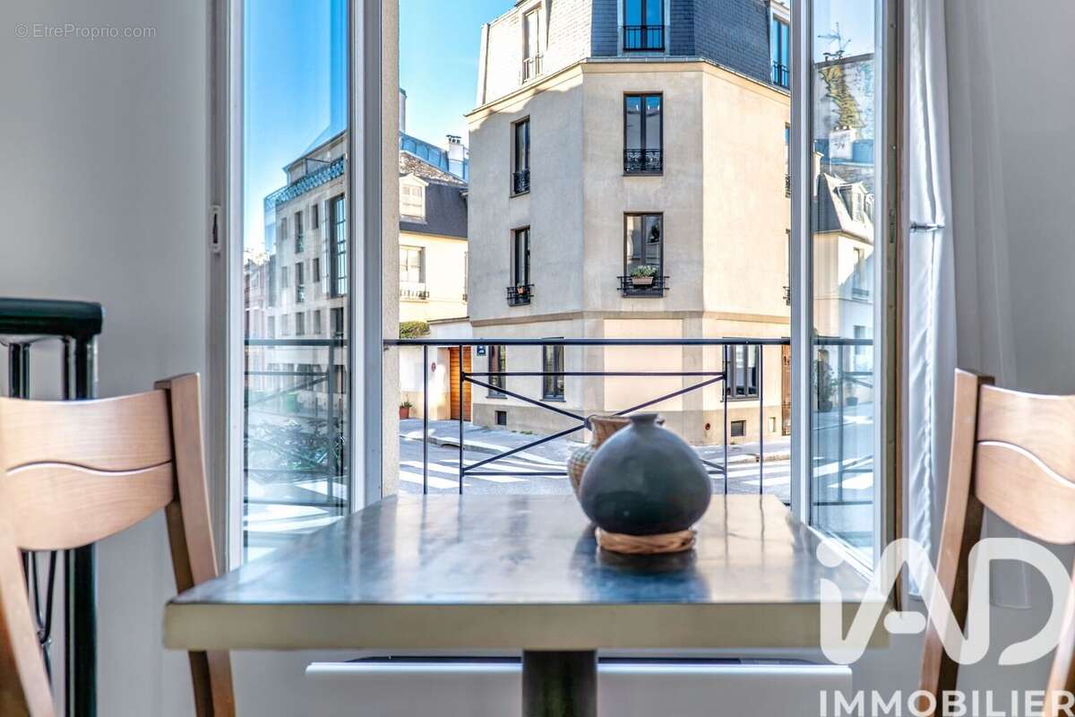Photo 3 - Appartement à PARIS-14E