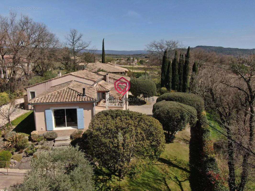 Maison à MAZAN