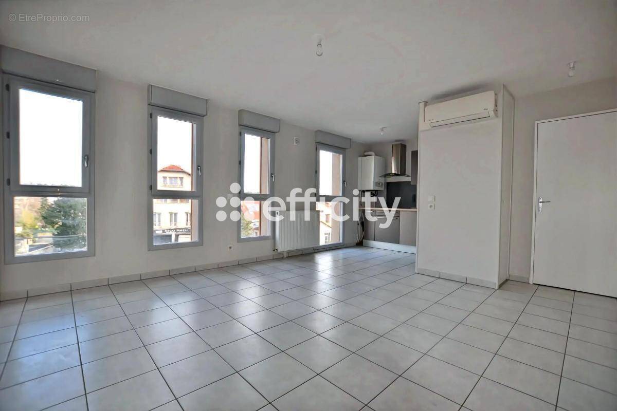 Appartement à VENISSIEUX