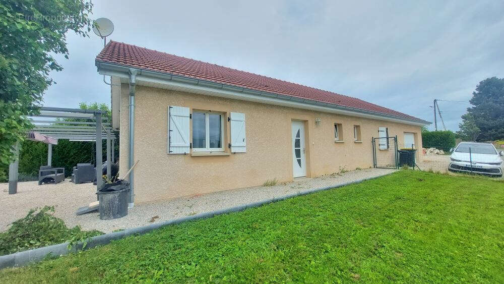 Maison de plain-pied sur Plateau de Blamont 107 m2 - 643m2 de terrain plat et arboré - photo 2