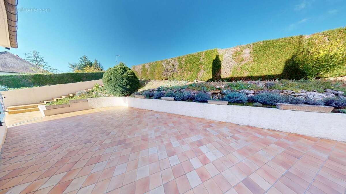 Maison à SAINT-BOHAIRE