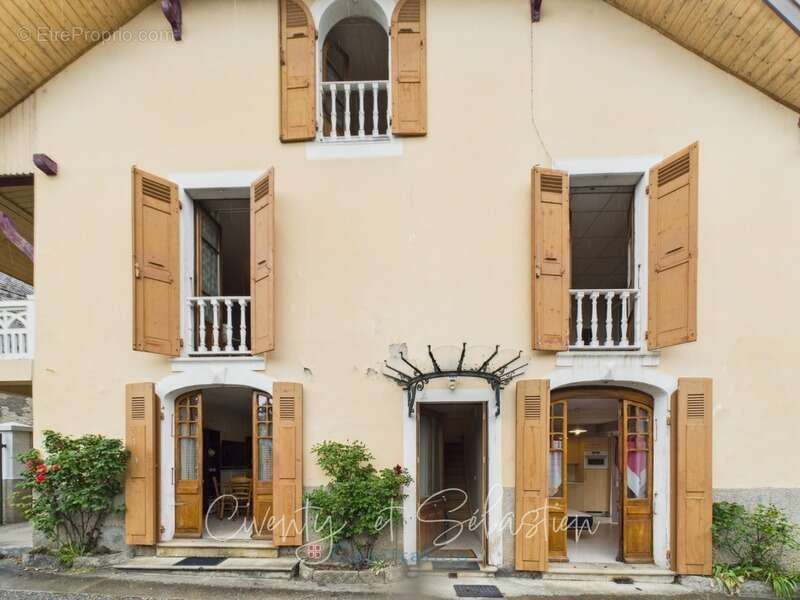 A vendre Maison savoyarde de caractère – Sévrier (74) - photo 2