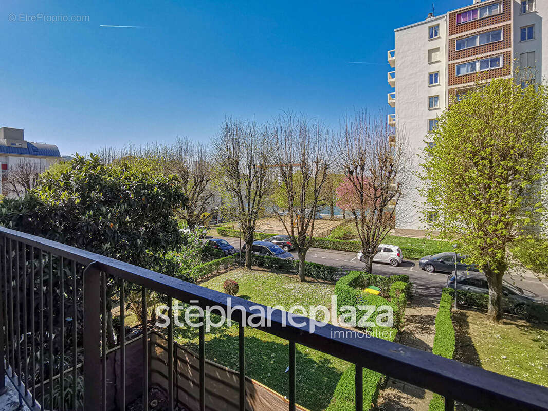 Appartement à CHOISY-LE-ROI