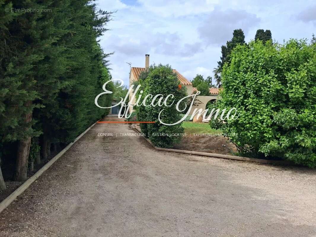 Maison 6P sur terrain de 2100m² avec piscine et dépendance - photo 18