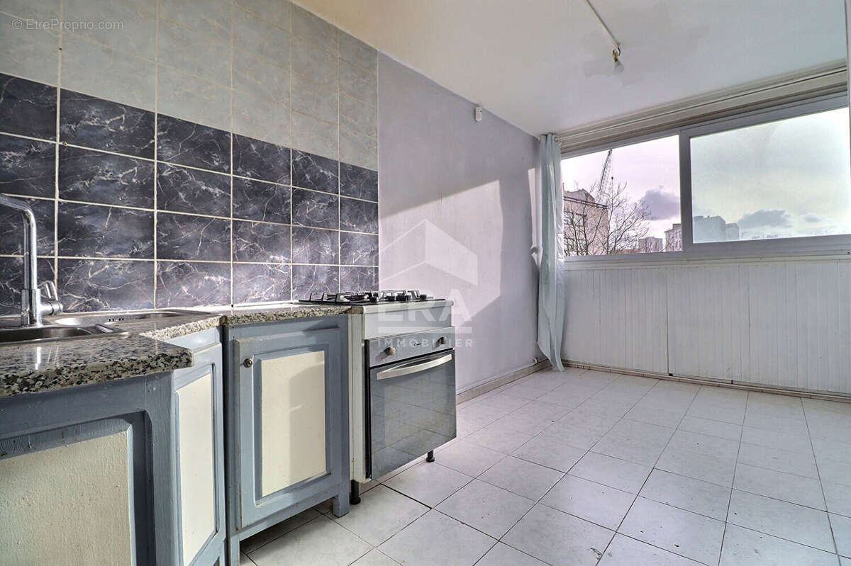Appartement à AUBERVILLIERS
