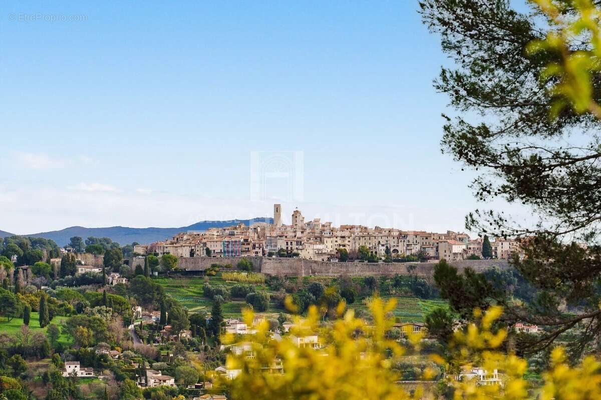 Maison à LA COLLE-SUR-LOUP