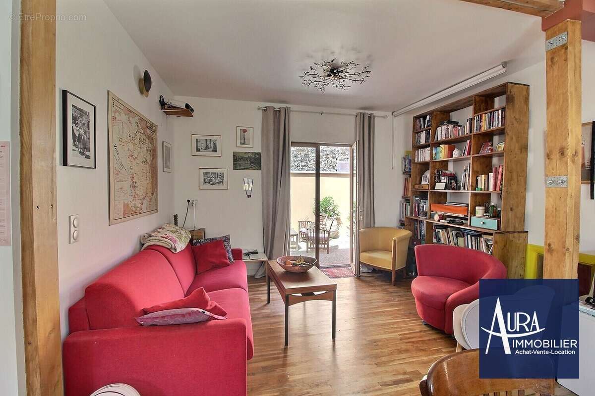 0_0009 - Maison à ROMAINVILLE