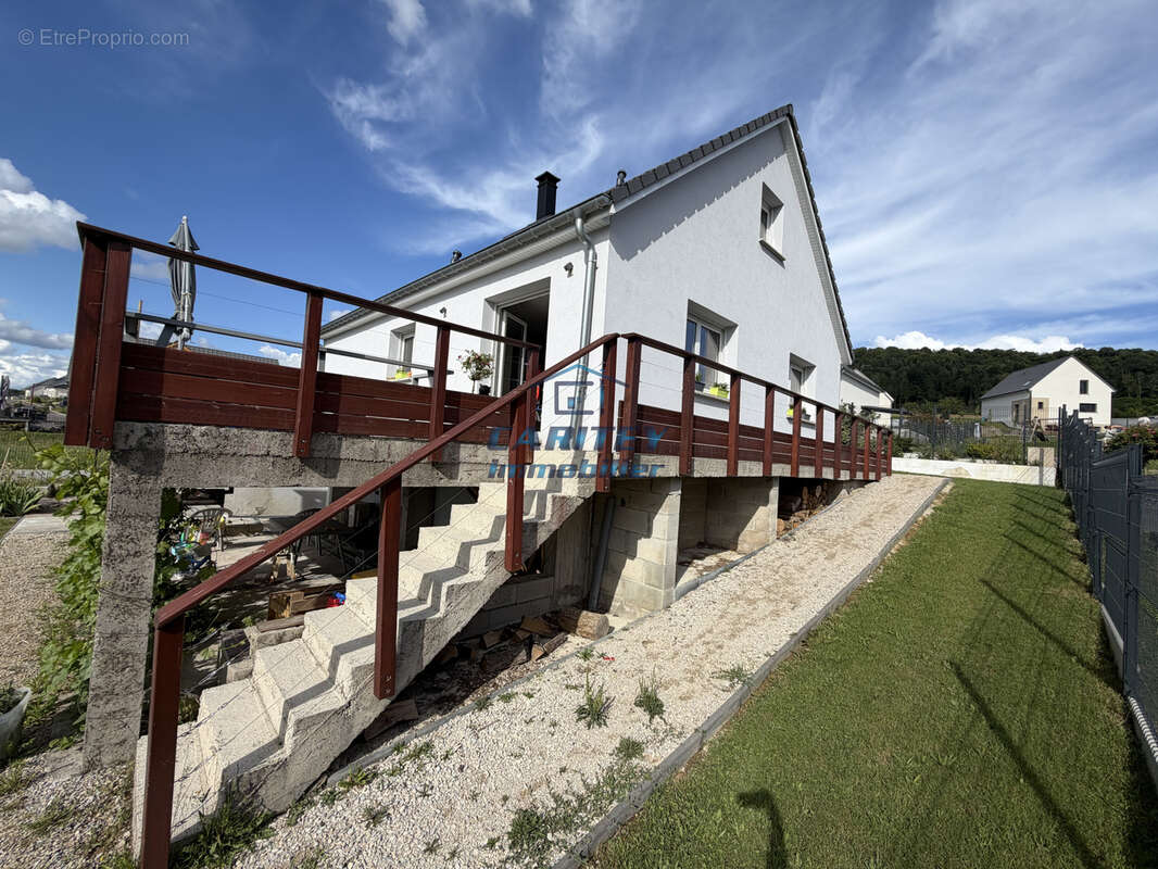 Maison à LUZE