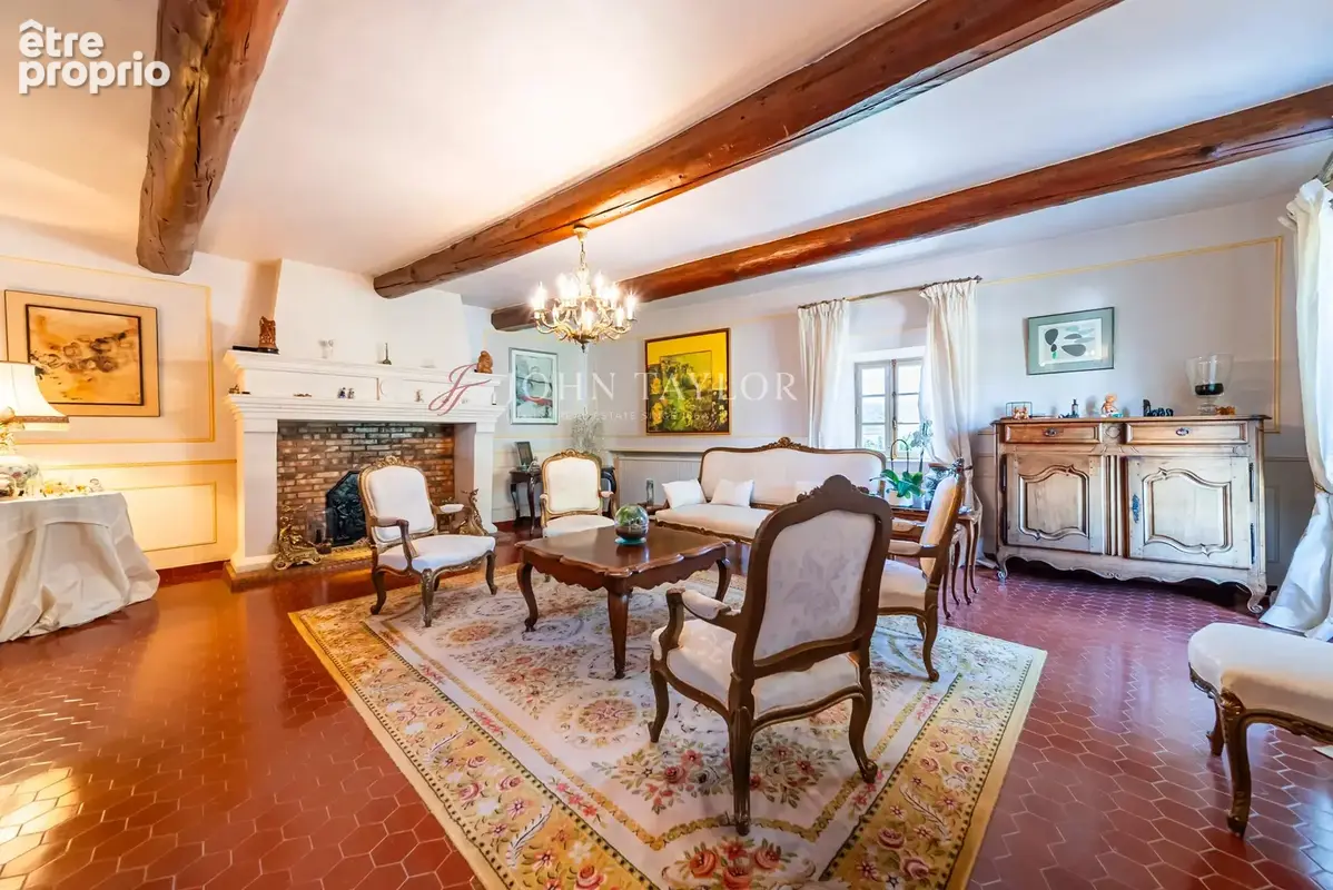 Propriété de prestige en pierre à vendre à Gordes  Vue panoramique sur le Luberon - photo 11