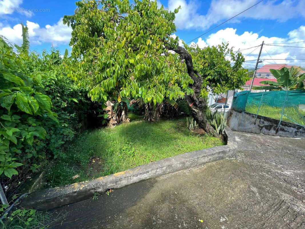 Maison à LE LAMENTIN