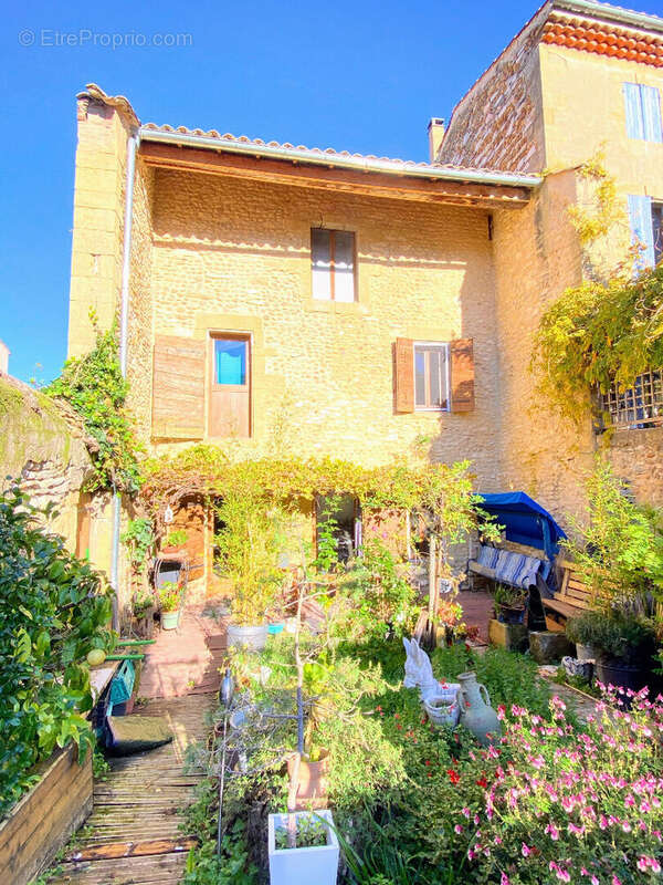 Maison à SAINT-GENIES-DE-COMOLAS